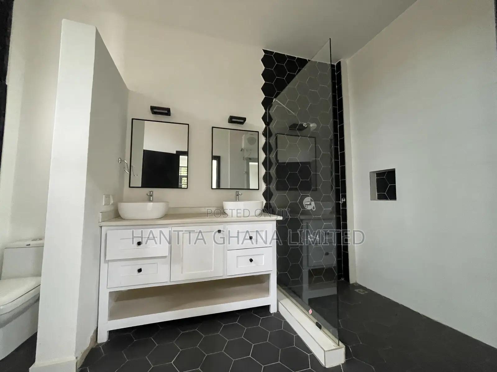 2bdrm House in East Legon Hills for rent