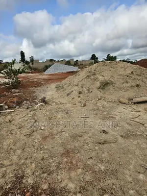 Estate Lands for Sale, No Litigation