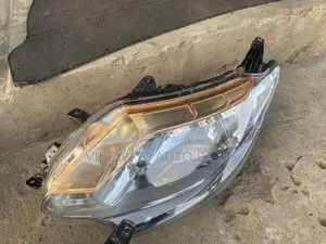 Mitsubishi L200 2016 Headlight Left