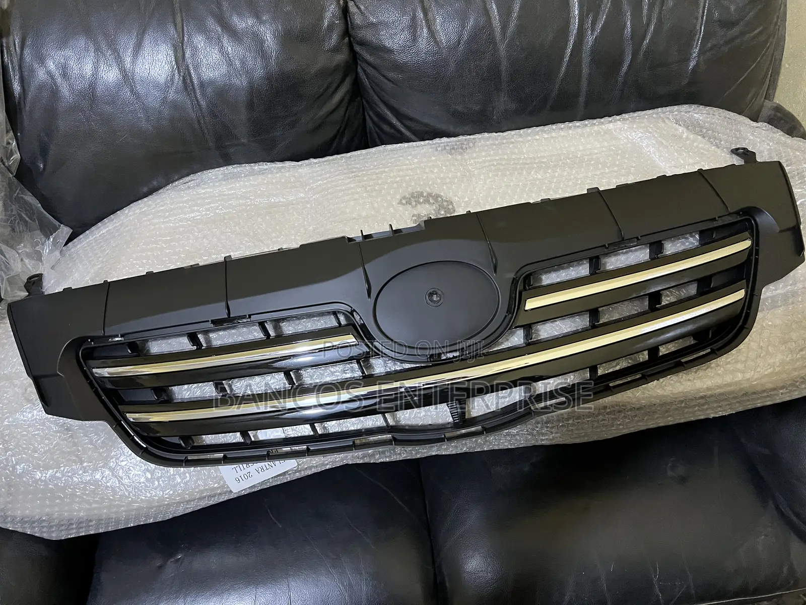 Toyota Corolla 2009/2010 Top Grille With Chrome