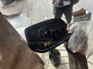 Toyota Corolla 2009 Mirror Glass