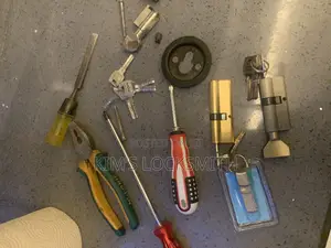Locksmith (Security Door )
