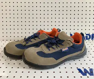 Safety Boots (Size 42/43/44/45) - Wsb2542