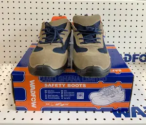Safety Boots (Size 42/43/44/45) - Wsb2542