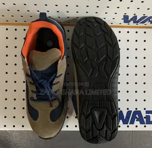 Safety Boots (Size 42/43/44/45) - Wsb2542