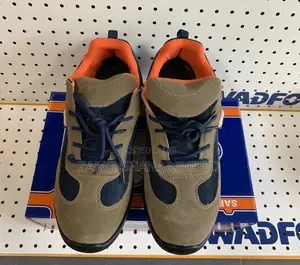 Safety Boots (Size 42/43/44/45) - Wsb2542