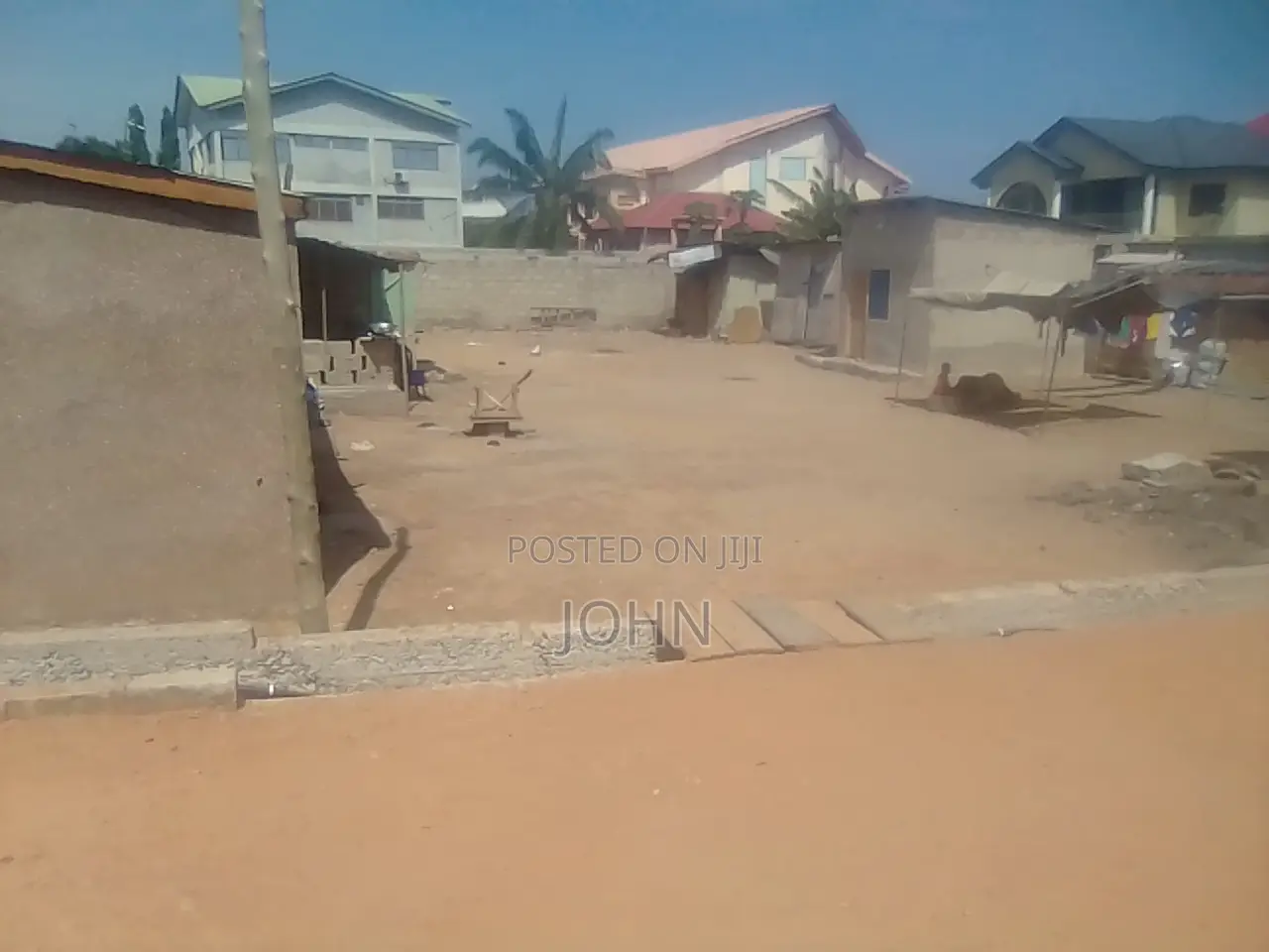 Land With Chamber/Halls and Single Room for Sale at Sakama