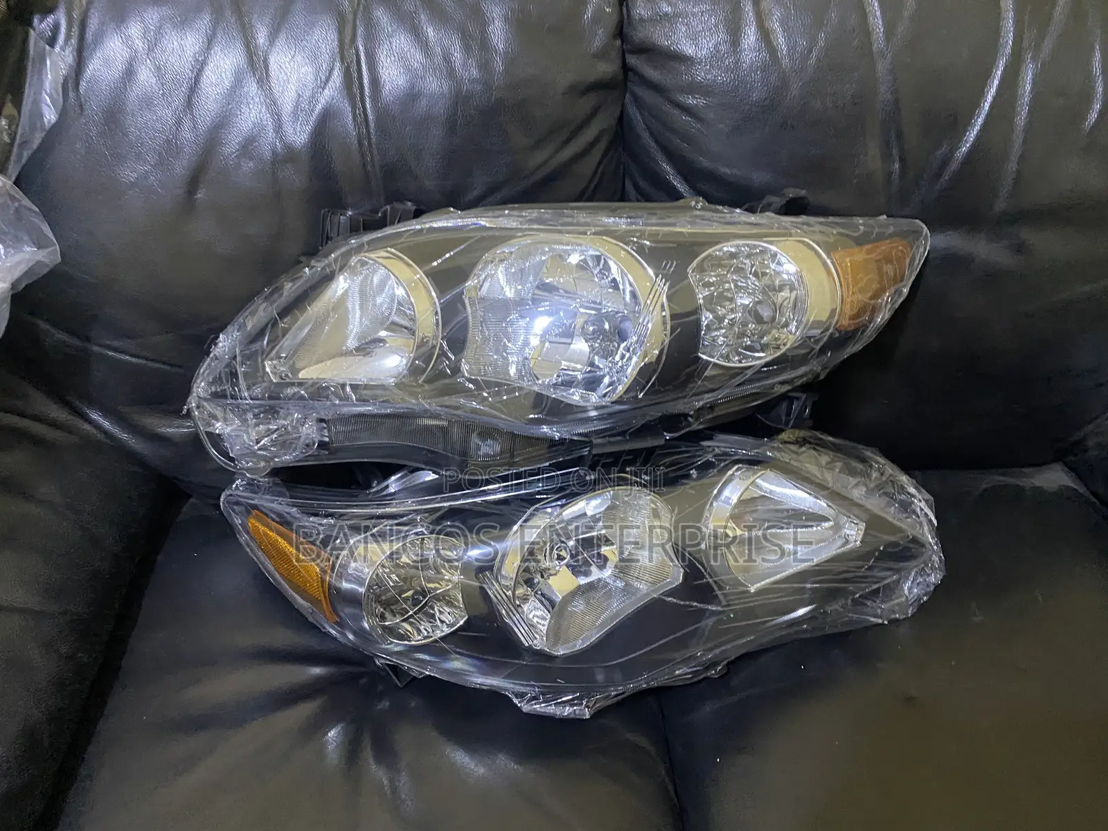 Toyota Corolla 2011-2013 Headlight Pair