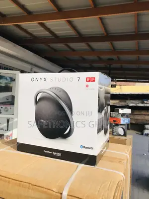 Electric Onyx Studio 7 Wireless Black Harman Kardon Speaker