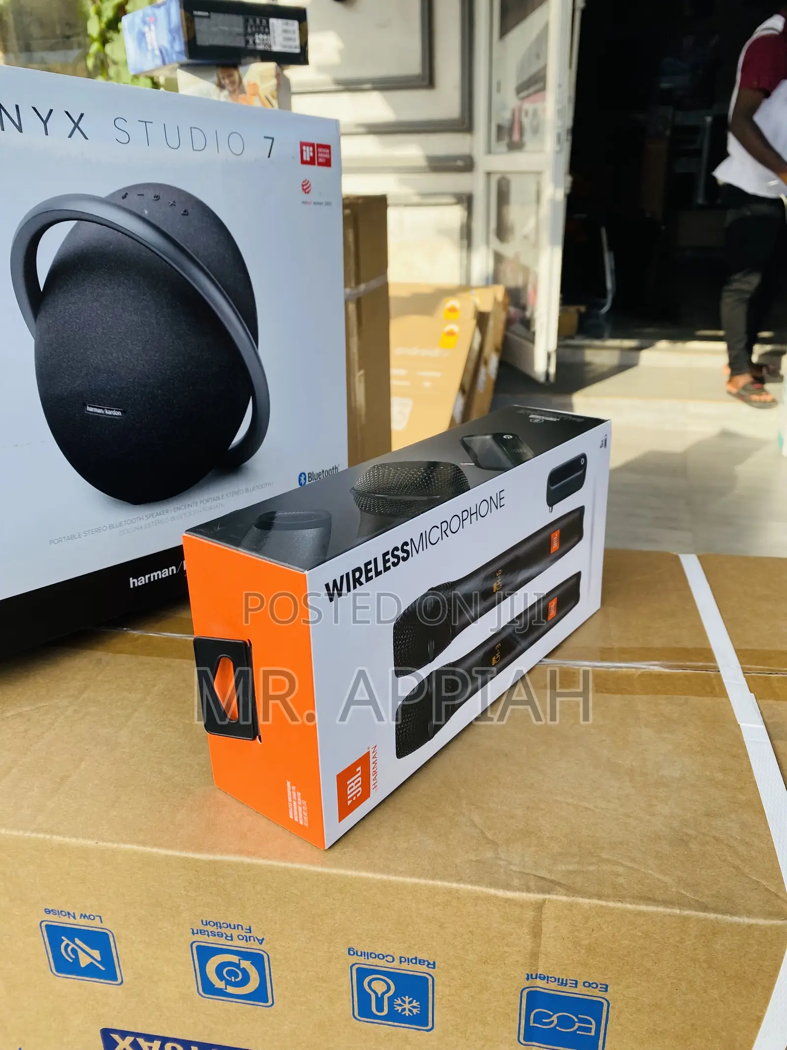Affordable JBL Wireless Microphone Set.