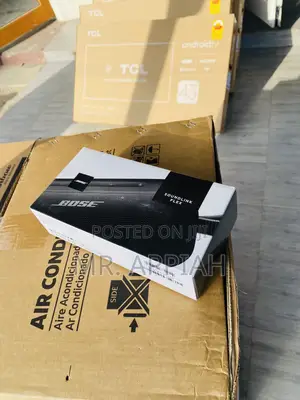 Authentic Bose Sound Link Flex Electric Bluetooth Speaker.