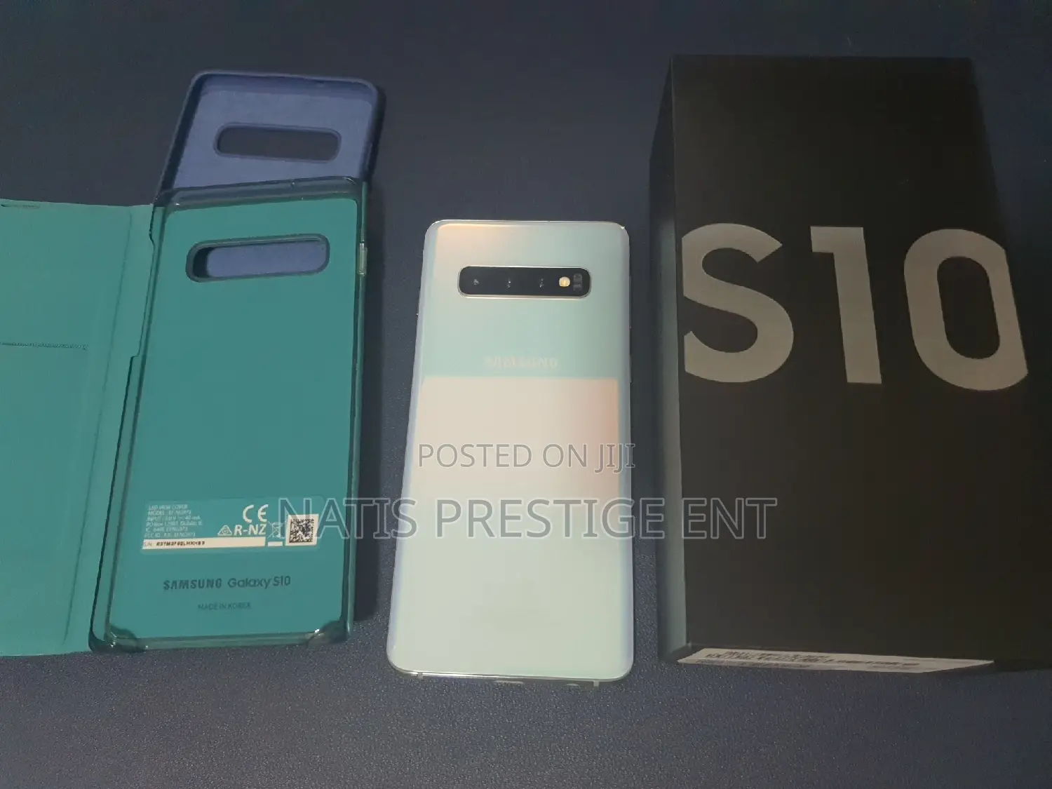 New Samsung Galaxy S10 128 GB Green