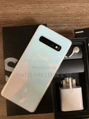 New Samsung Galaxy S10 128 GB White