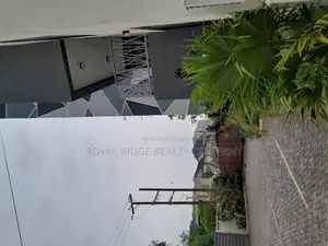 3bdrm Apartment in East Airport, Accra Metropolitan for rent