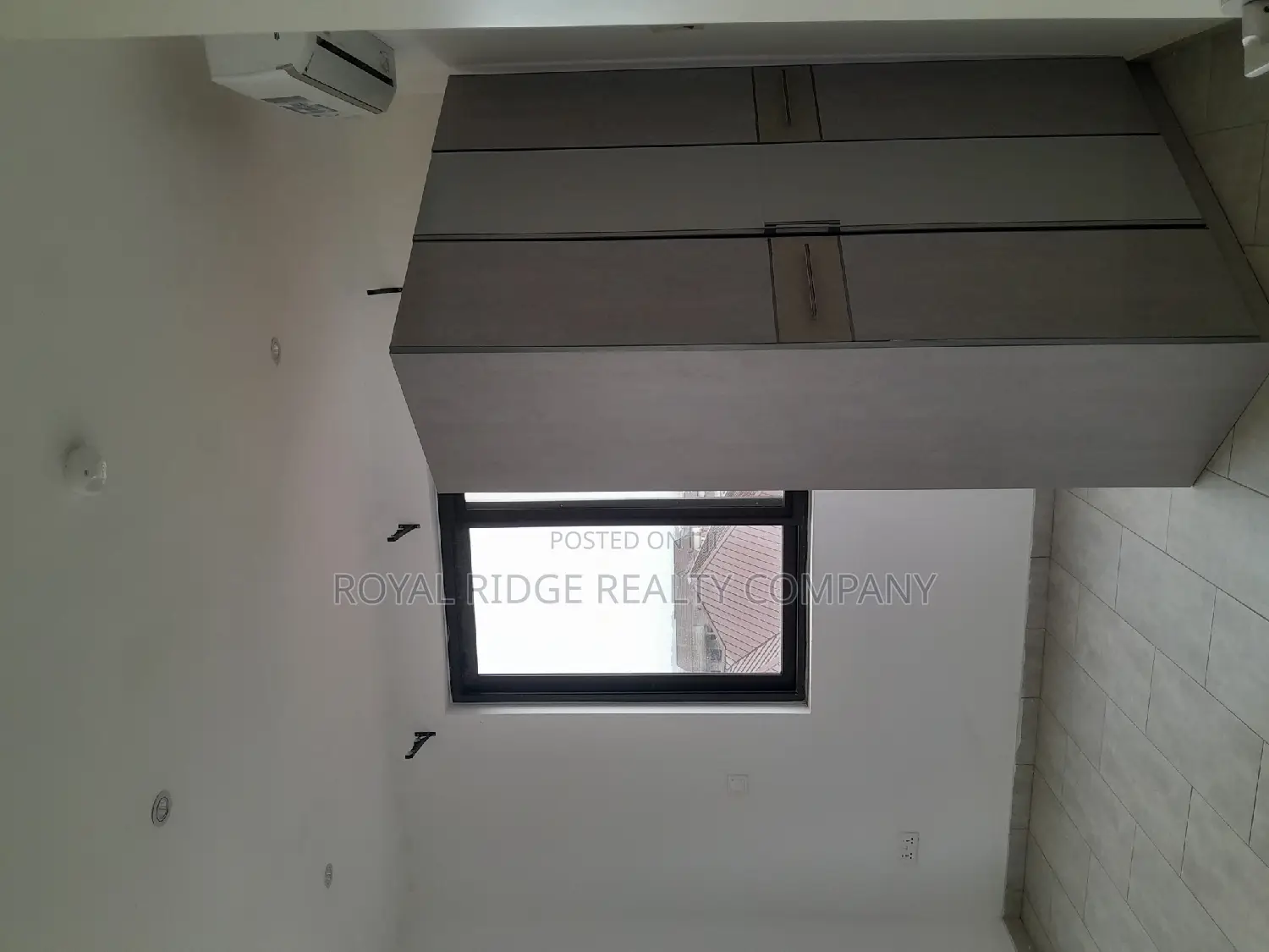 3bdrm Apartment in East Airport, Accra Metropolitan for rent