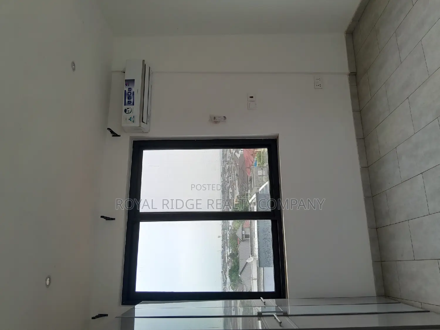3bdrm Apartment in East Airport, Accra Metropolitan for rent