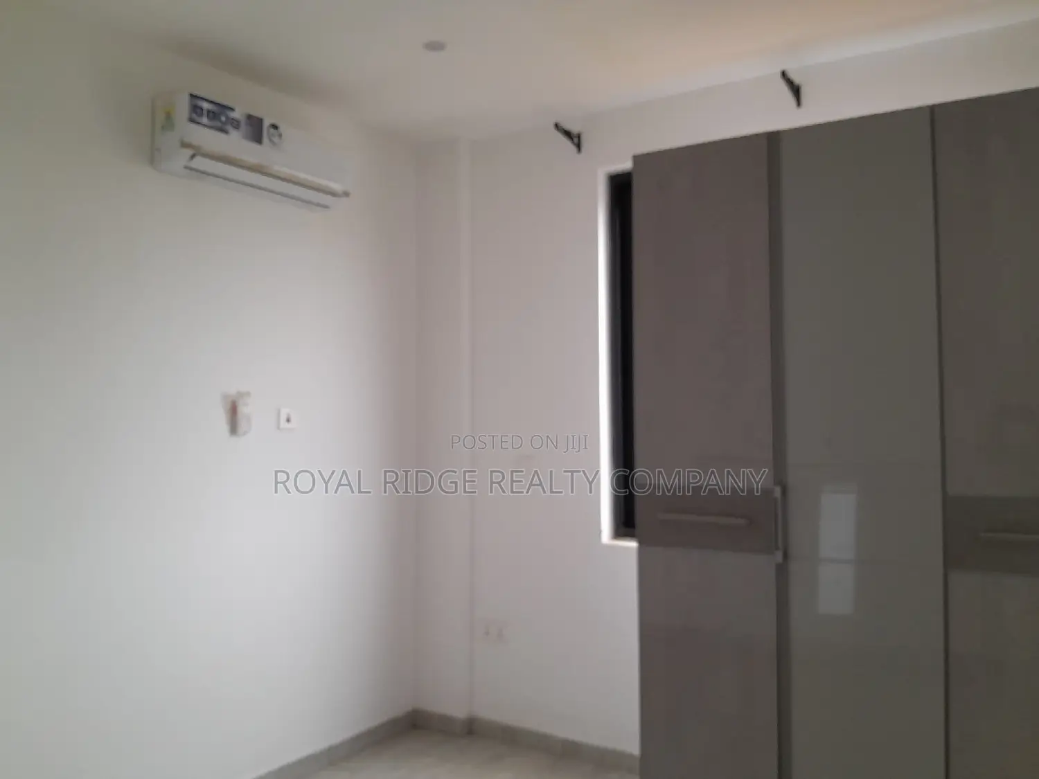 3bdrm Apartment in East Airport, Accra Metropolitan for rent