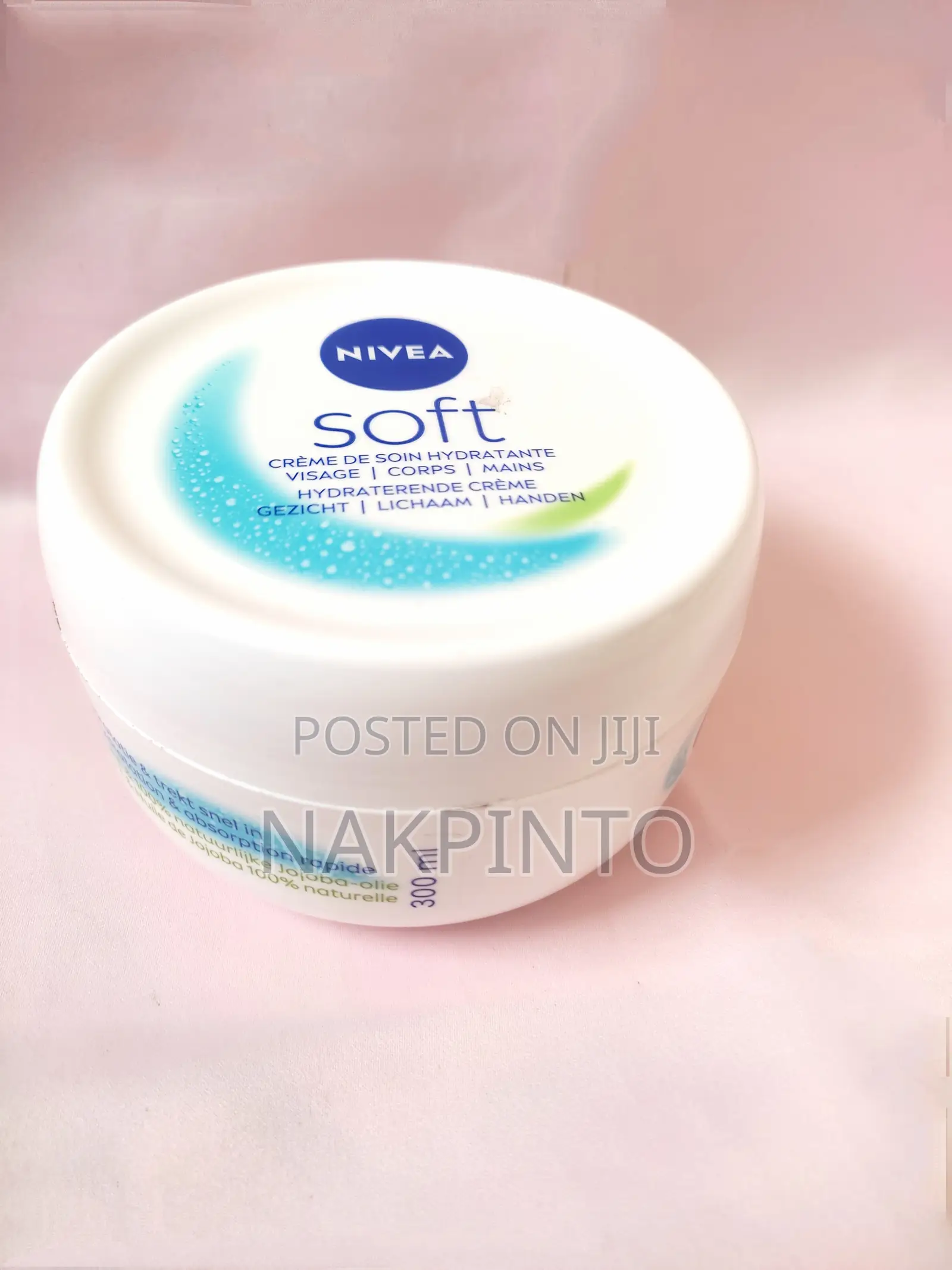 Nivea Soft Moisturizing Cream