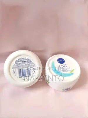 Nivea Soft Moisturizing Cream
