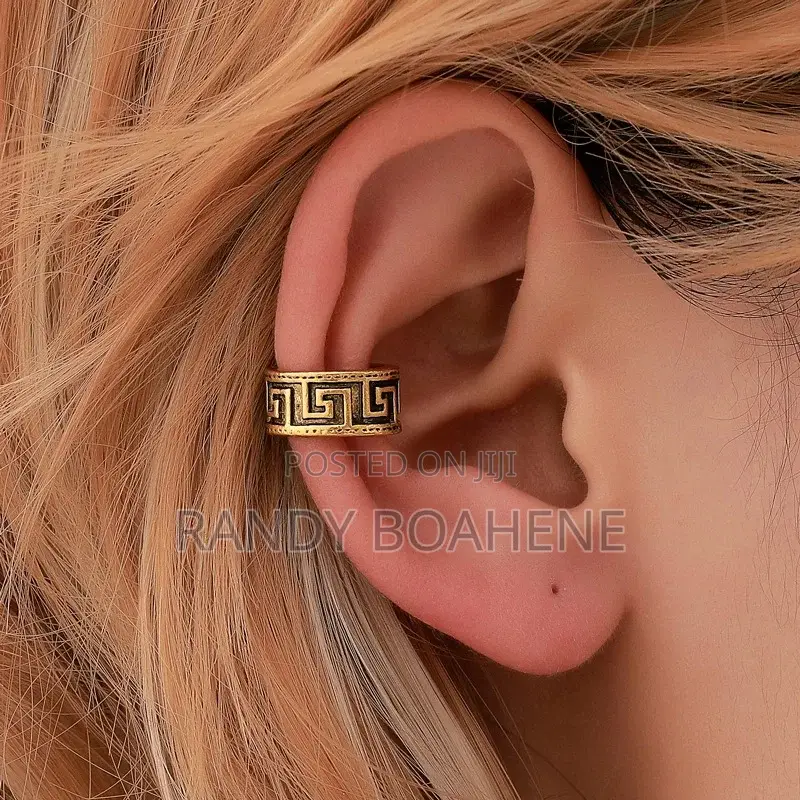 Retro Carving Non Piercing Ear Cuff