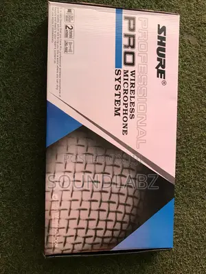 Shure U-7700 4in1 Wireless Microphone