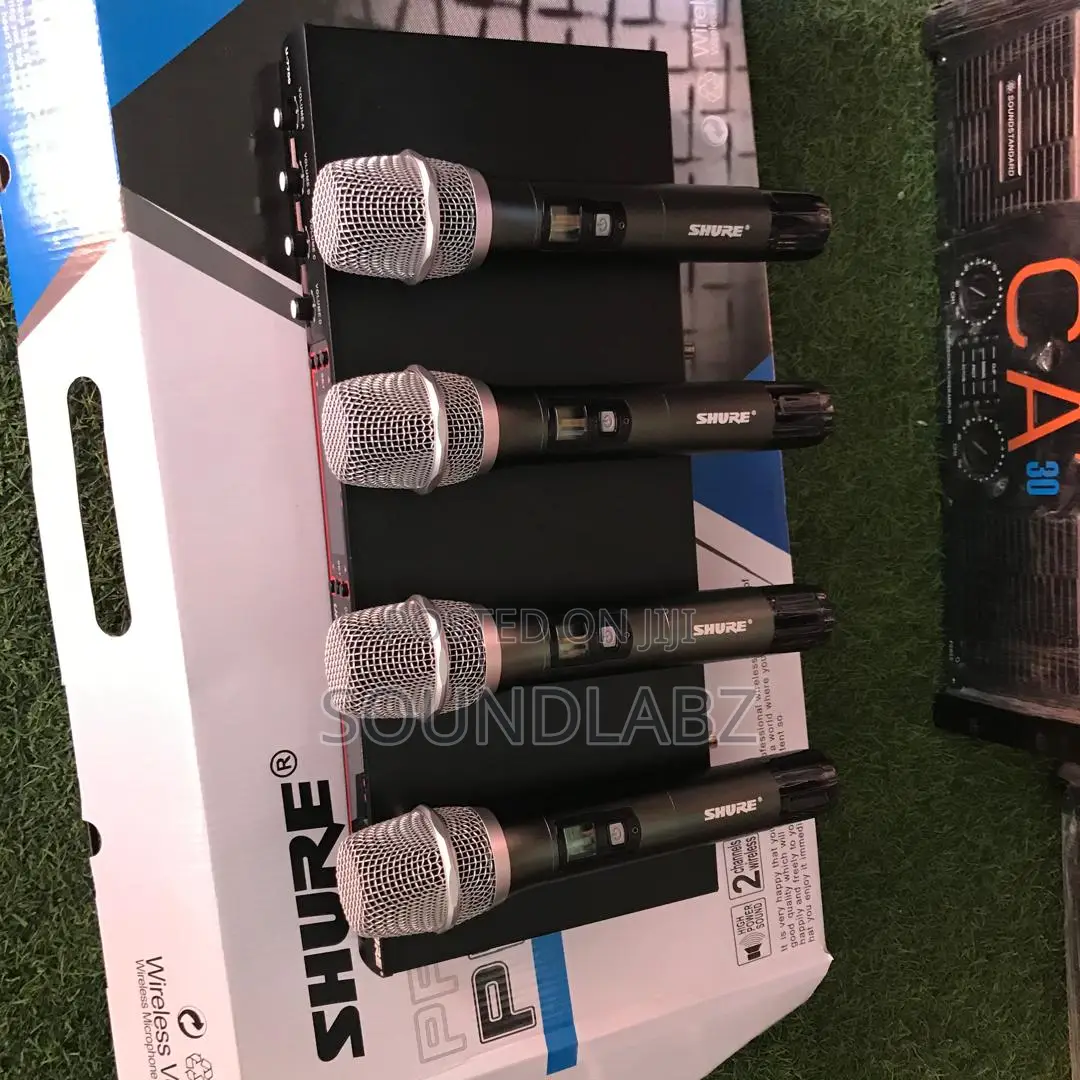 Shure U-7700 4in1 Wireless Microphone