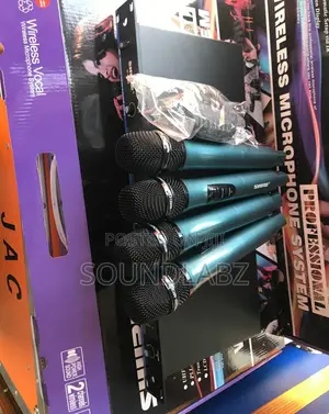 Shure U-6600 4-in-1 Professional Wireless Microphone