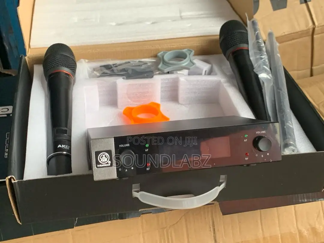 AKG Rechargeable Wireless Microphone