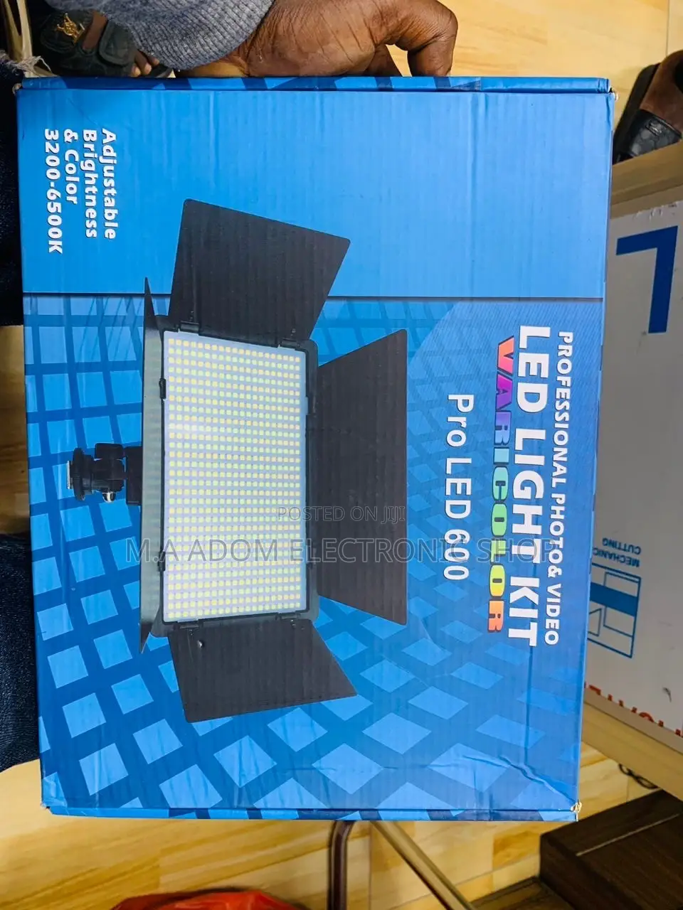 Lovely Design Pro Led Light 600 Photo Video Led Light Kit.