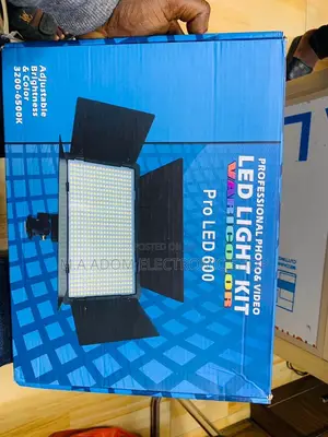 Professional Photo Video Led Light Kit. Pro Led Light 600