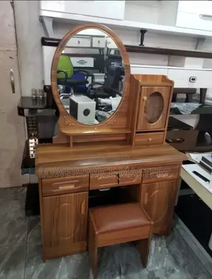 Classy Wooden Dressing Mirror Set