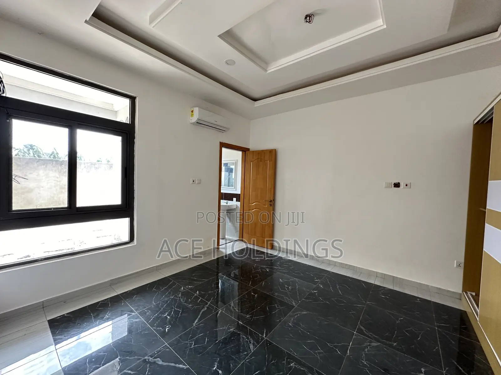 4bdrm Townhouse / Terrace in West Trasacco, Ashaley Botwe for rent