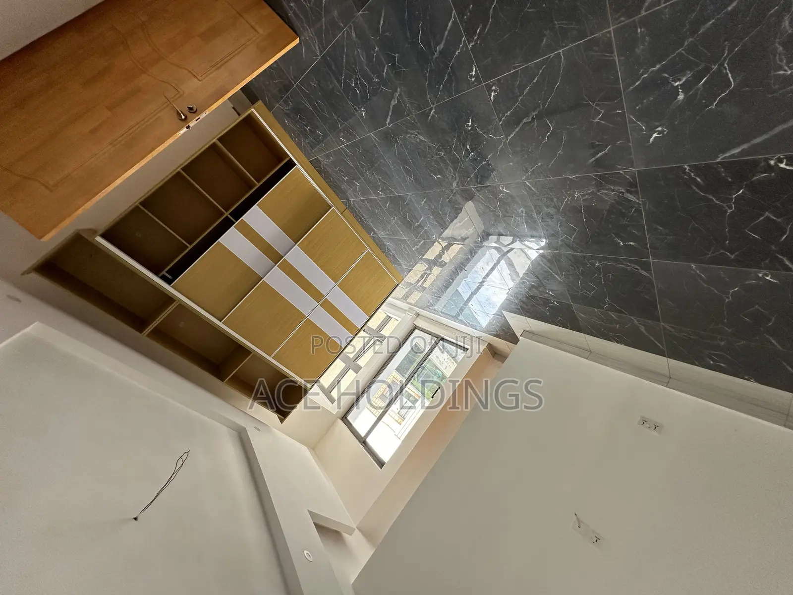 4bdrm Townhouse / Terrace in West Trasacco, Ashaley Botwe for rent