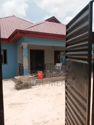 3bdrm Bungalow in Kasoa Cp, Awutu Senya East Municipal for sale