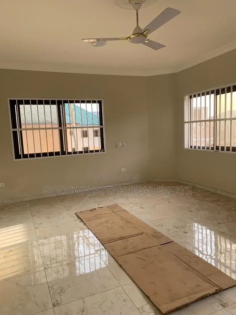 4bdrm House in East Legon, Adjiriganor for rent