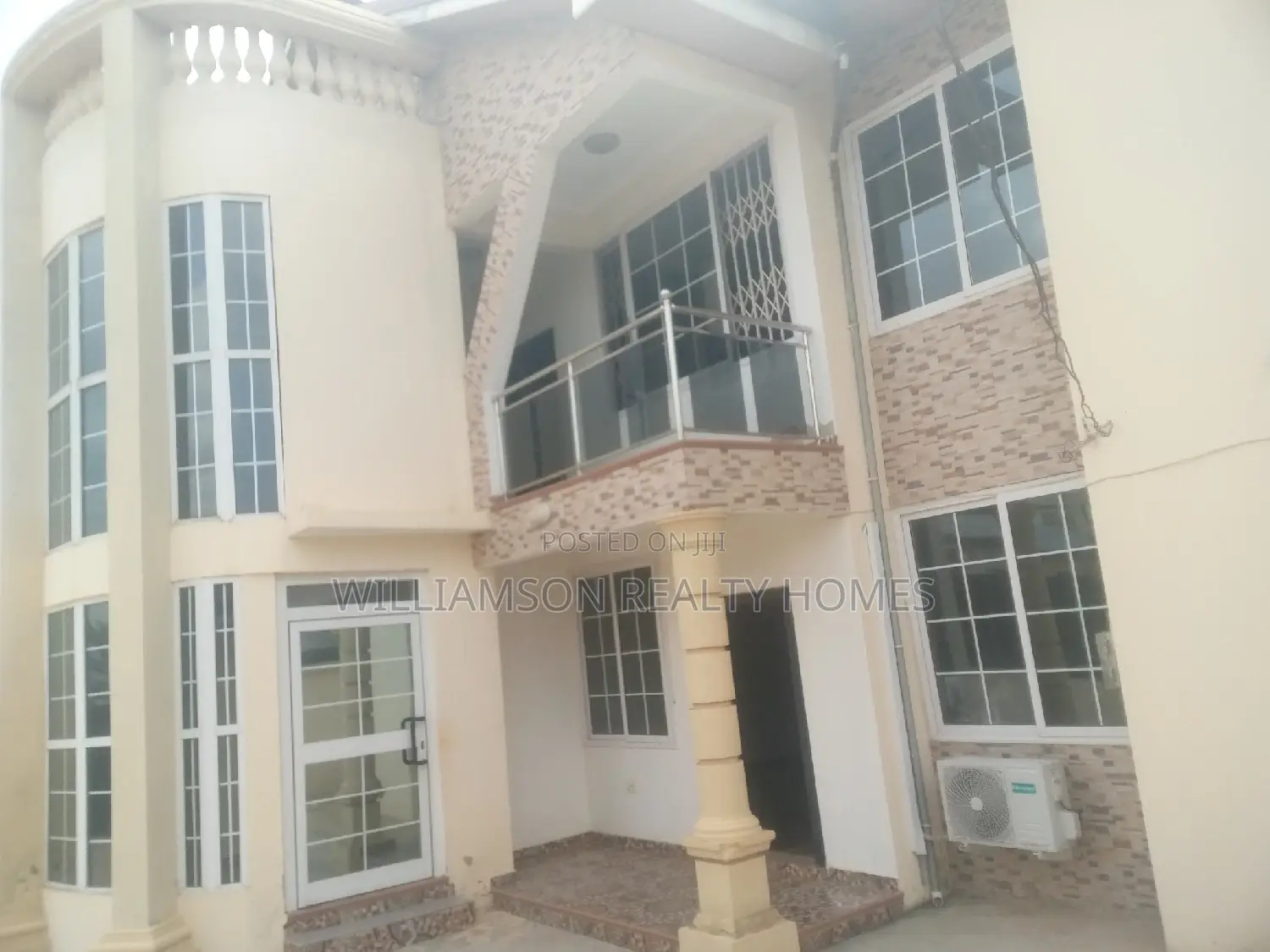 2bdrm Apartment in Community 18 Area, Spintex for rent