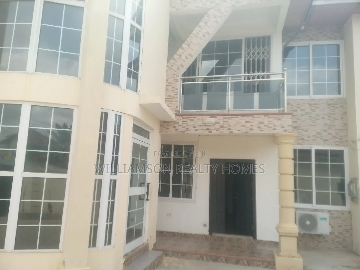 2bdrm Apartment in Community 18 Area, Spintex for rent