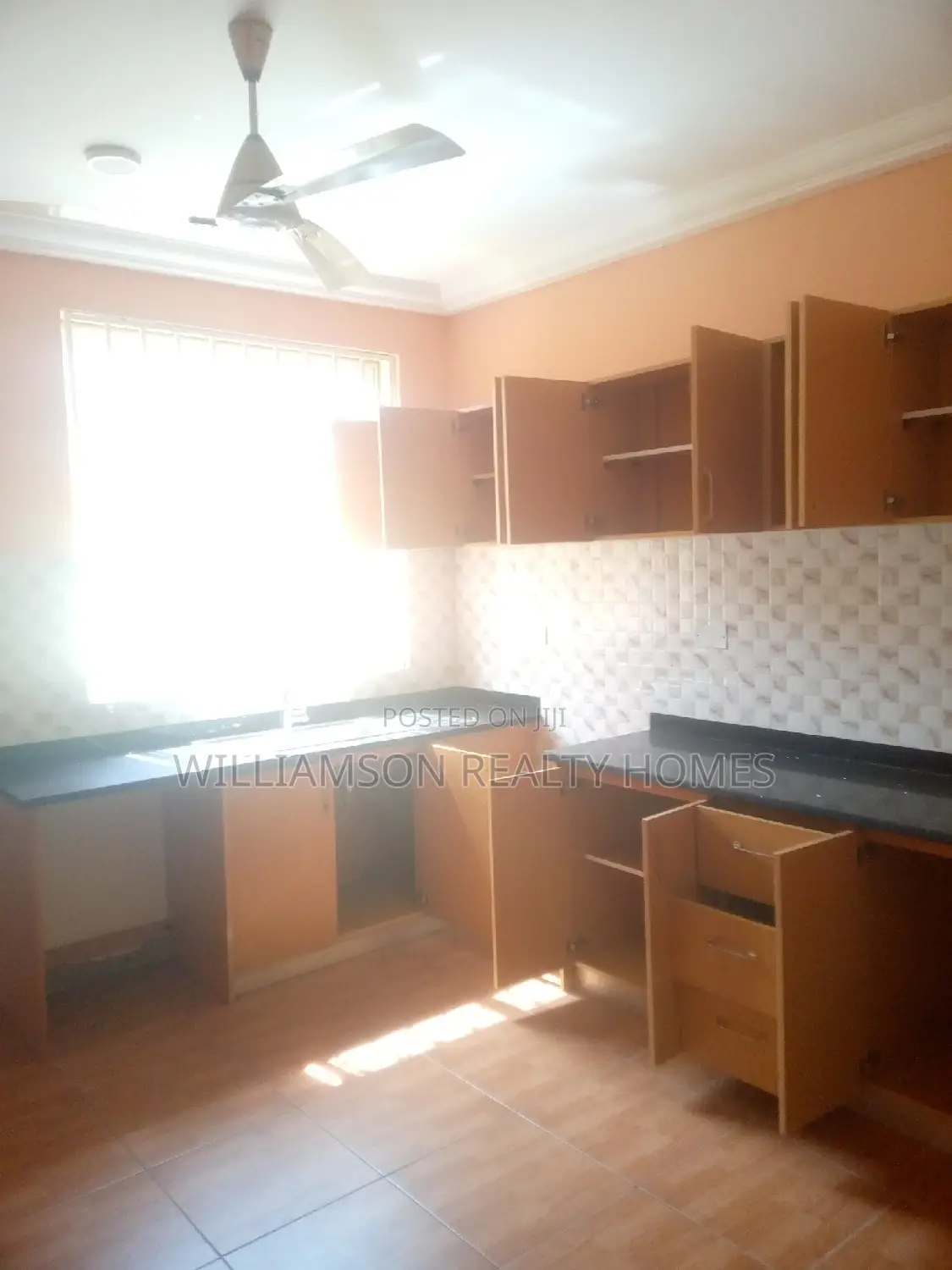 2bdrm Apartment in Community 18 Area, Spintex for rent