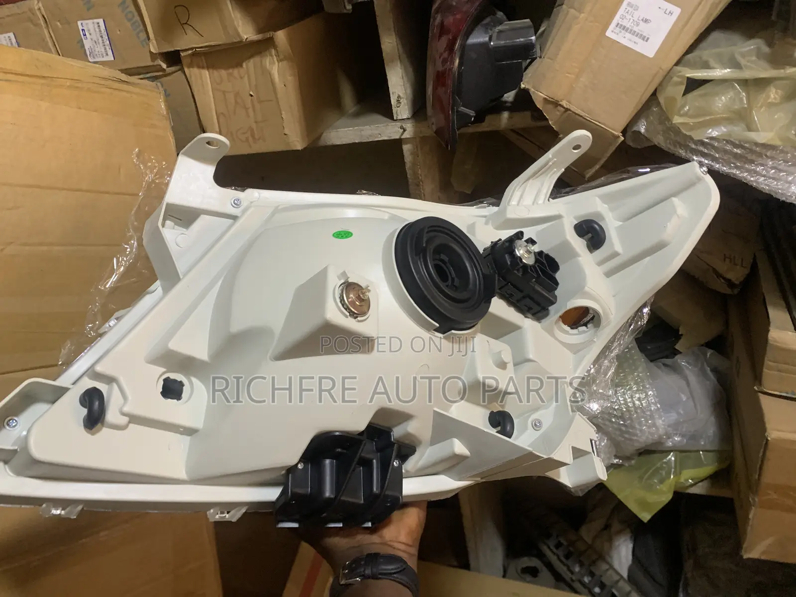 Toyota Hilux 2008-2010 Headlight Pair