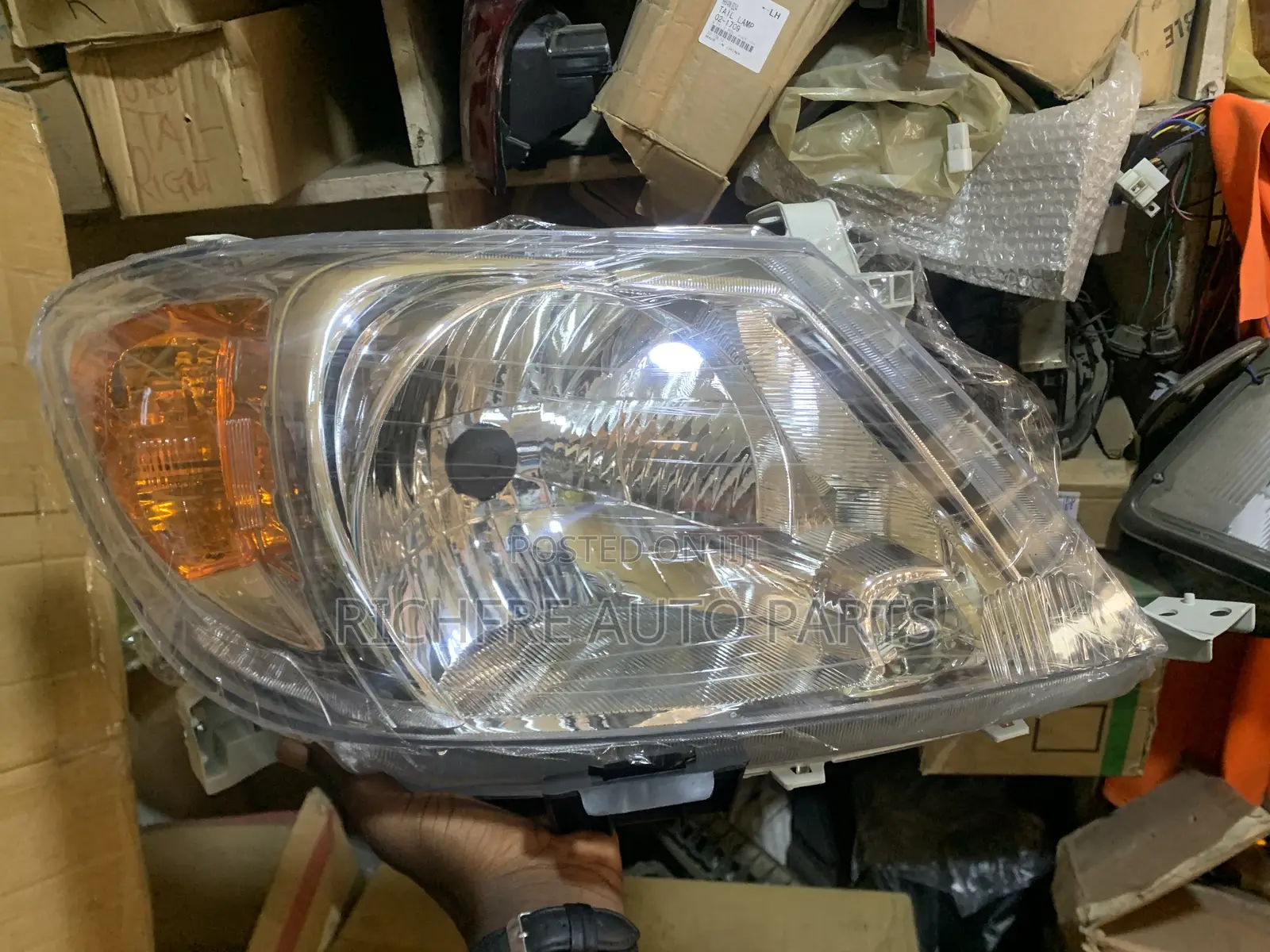 Toyota Hilux 2008-2010 Headlight Pair