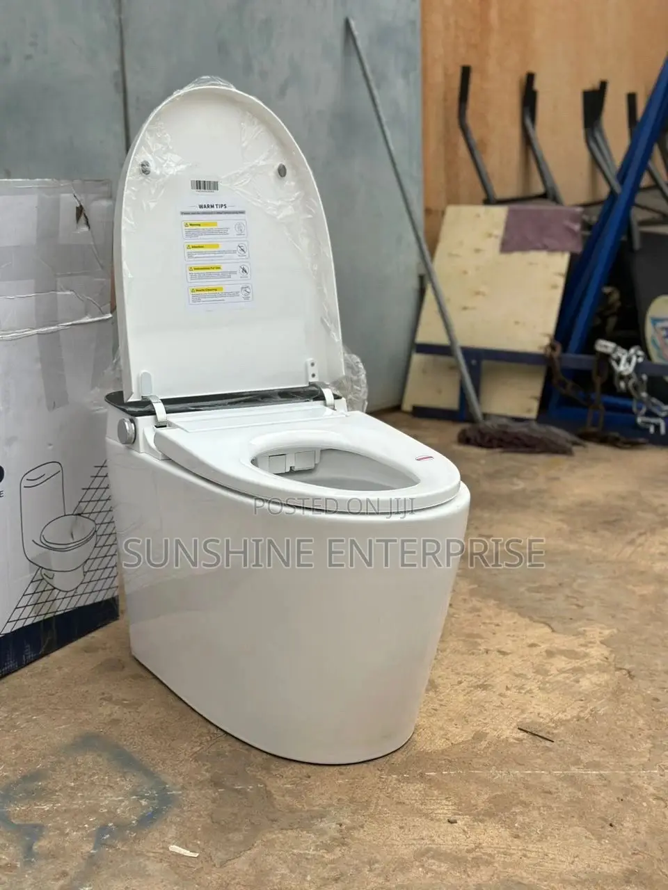Smart Intelligent Water Closet