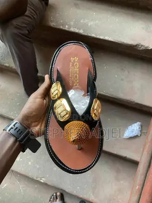 Ahenema Slippers