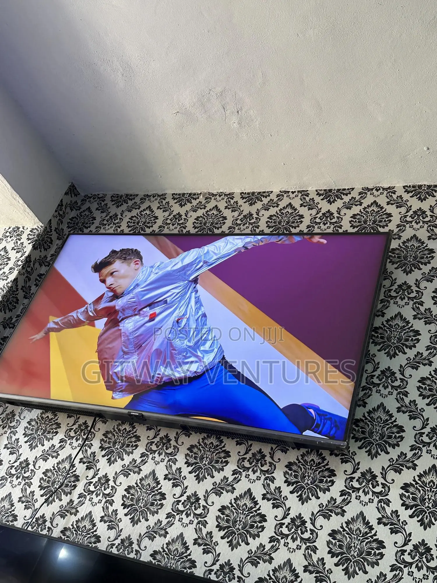 Samsung Qled 50inches Quantum Display Smart Bluetooth Tv