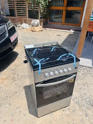 Very Nice Gas Cooker Oven Grill 4burner 50/50 