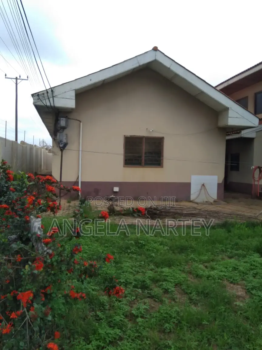 4bdrm House in Regimanuel Estates, Accra Metropolitan for sale