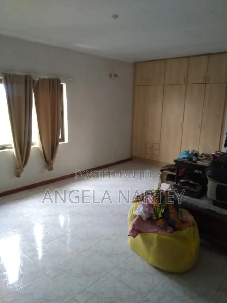 4bdrm House in Regimanuel Estates, Accra Metropolitan for sale