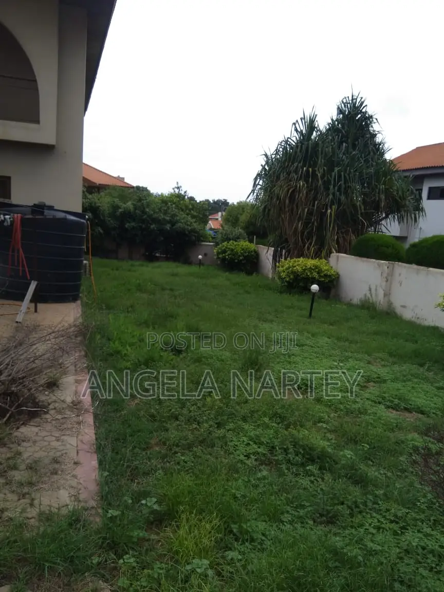 4bdrm House in Regimanuel Estates, Accra Metropolitan for sale