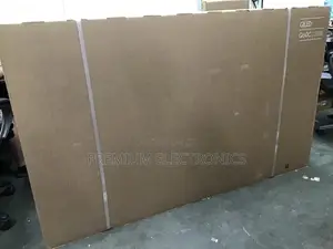 Solarcell Remotetm | 85" QLED Smart UHD Samsung 85Q60C TV