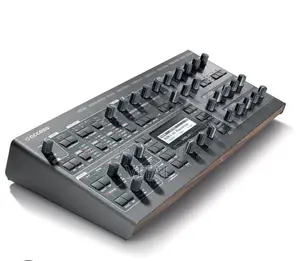 Synthesizer Access Virus TI
