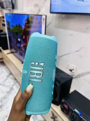 Very Authentic Looking  Bluetooth Speaker Flip 6